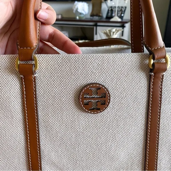Tory Burch Blake Jumbo Tote‎ Bag Canvas Leather Trim Neutral Cream Brown Cuoio - Image 2