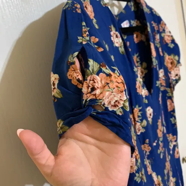 Floral romper Size XL - Image 5