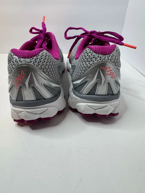 New Balance 3190 Women's Running Shoes Size - Image 4