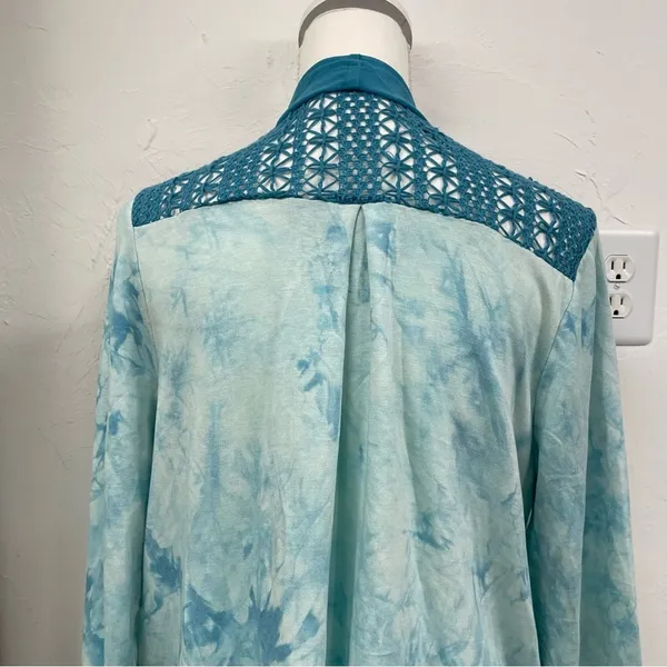 LOGO By Lori Goldstein Blue Tie Dye Crochet Kimono Open Front Cardigan M Sweater - Image 6