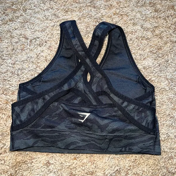 Gymshark Sports Bra - Image 4