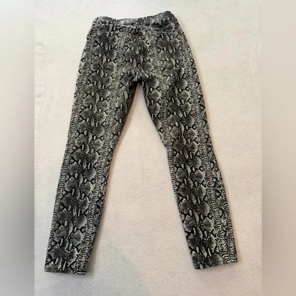 Alice + Olivia Snake Print Skinny Jeans Size 26 Black White Stretch - Image 5