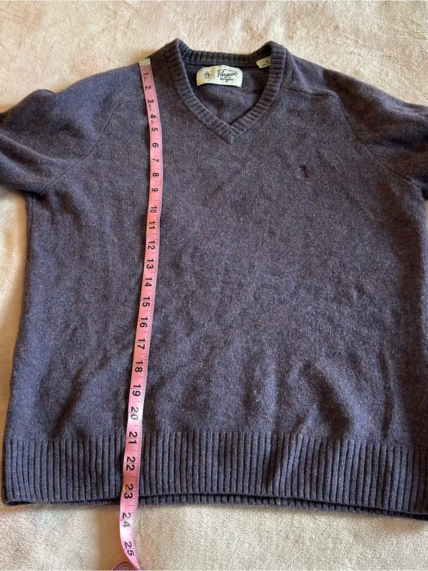Penguin by Munsingwear purple lambswool v-neck long sleeve sweater size M winter - Image 10
