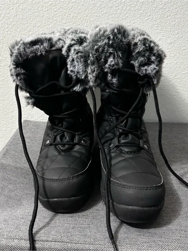 ArcticShield Waterproof Snow Boots Black Faux Fur Size 6 - Image 2