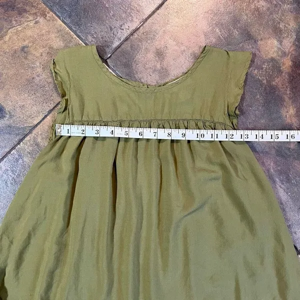Ann Taylor LOFT Army Green Babydoll Pleated Blouse Medium - Image 4