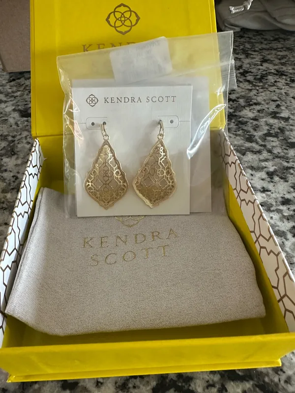 Kendra Scott Earrings Gold - Image 2