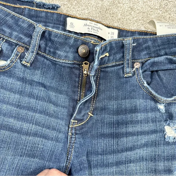 Abercrombie & Fitch The A&F Skinny Jeans Mid-Rise Distressed Raw Hem Size 28x35 - Image 8