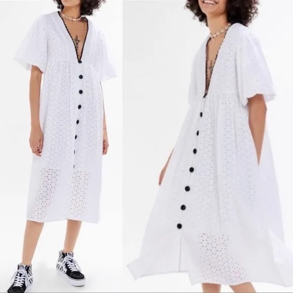 Urban Outfitters Eyelet Dress Women Small White Boho Crochet Button Midi Dress‎ - Image 2