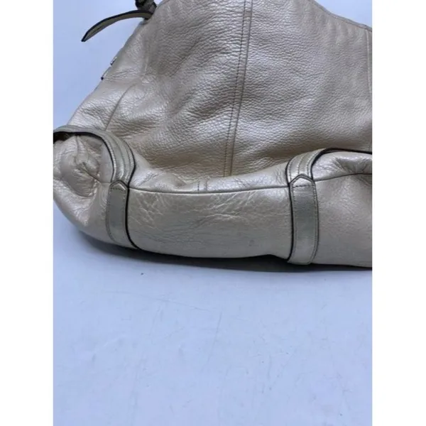 Coach Classic Off White Leather Shoulder Bag - Image 9