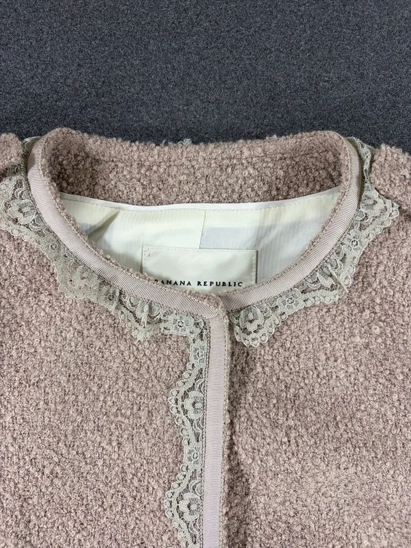 BANANA REPUBLIC Womens Blazer Jacket SIZE 10 Mauve Boucle Wool Lace COQUETTE - Image 2