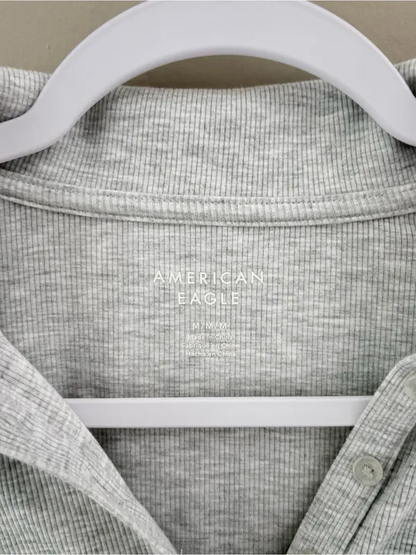 American Eagle Long Sleeve Henley Bodysuit Medium Grey Ribbed - Image 2