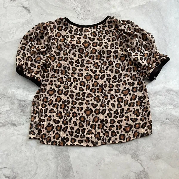 A New Day Sheer‎ Leopard Ringer Blouse Top Size Small S - Image 2