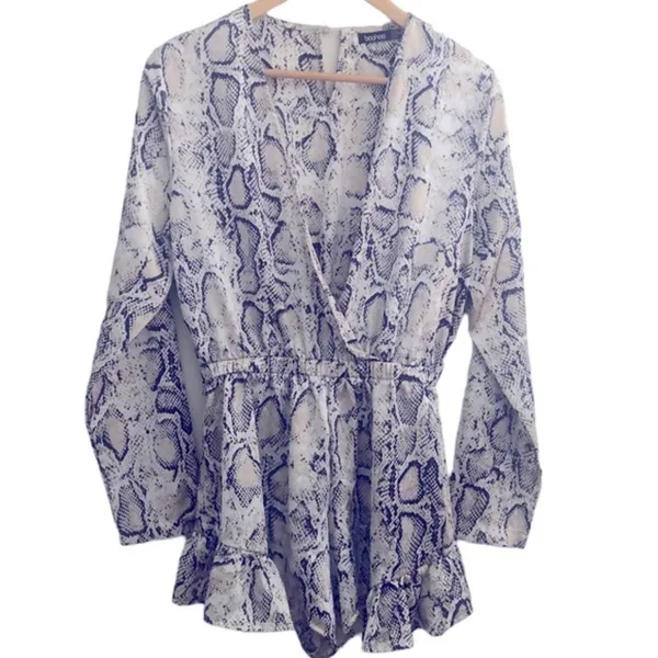 Boohoo Gray Snake Print Ruffle Long Sleeve Surplus Vneck Romper 8 - Image 3