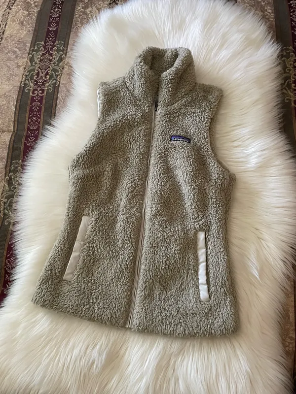 Patagonia Vest Women’s Tan Los Gatos Sherpa Fleece Pockets Full Zip - Image 4