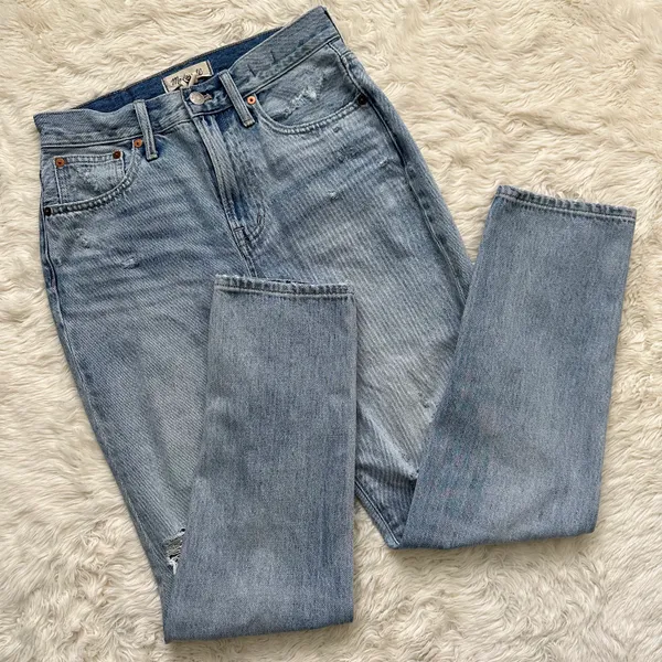 Madewell Jeans The Perfect Vintage in Calabria Wash: Ripped Edition 26 - Image 4