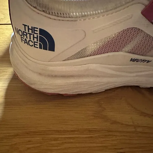 The North Face Vectiv Hypnum sneaker 9.5 - Image 3