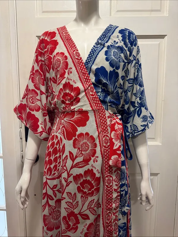 Farm Rio 100% Rayon Mixed Pineapple Garden Wrap Dress Size small - Image 3