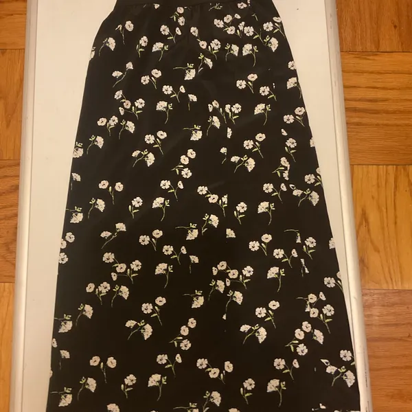 Sanctuary Black and White Floral Midi Skirt - Image 10