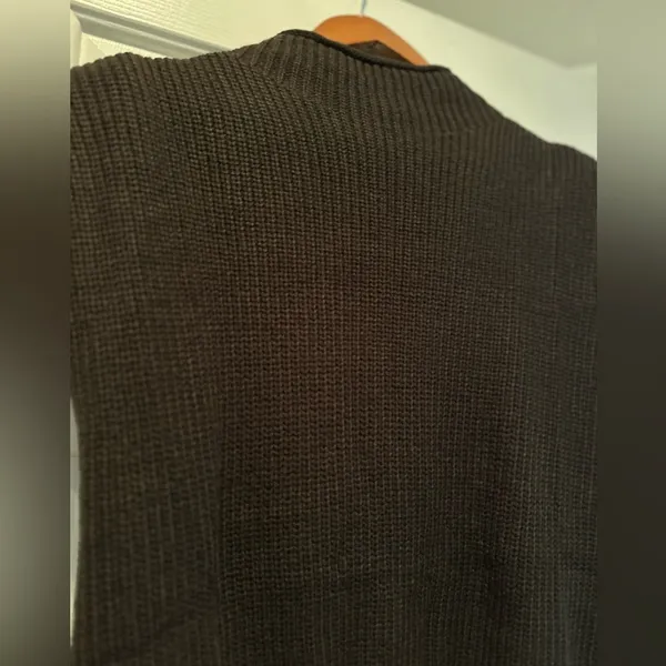 Sofie The Label NWT  size M brown sweater - Image 5