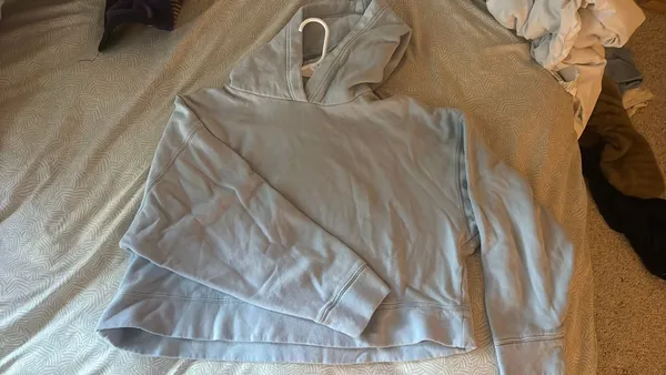 Old Navy Blue Cropped Hoodie - Image 4
