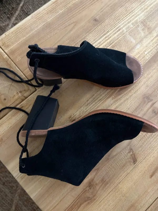 Tom’s Heel - Image 2