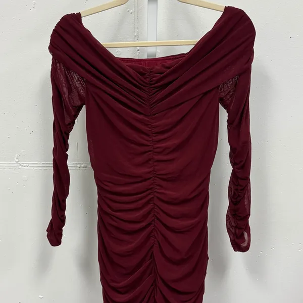 NWT Pretty Garden Burgundy Mesh Ruched Off Shoulder Bodycon Midi‎ Dress Wine Med - Image 6