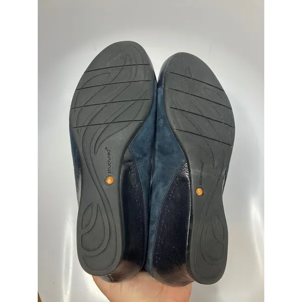 Clarks unstructured navy blue suede wedge‎ pumps women's size 10 professional - Image 6