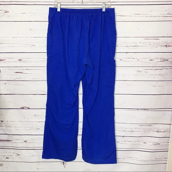 Scrubstar Blue Winter Snowflakes Medical Scrubs Set Size Medium Scrub Top & Pants - Image 12