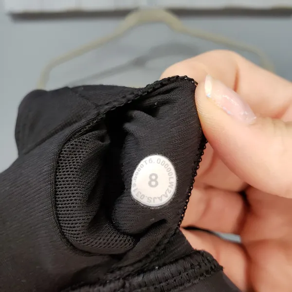 Lululemon Energy Bra Camo Deep Coal Medium Support Sports Bra Womens Size 8 - Image 4