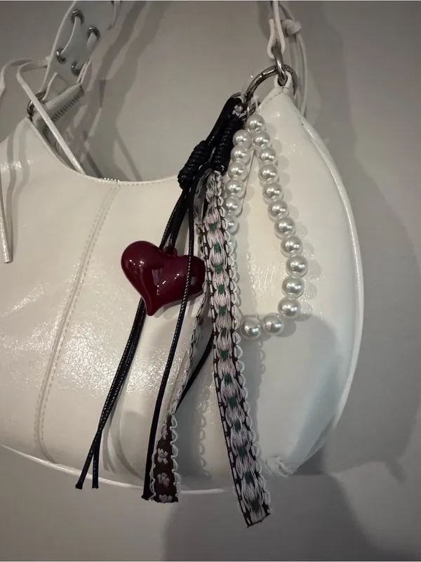 Madden NYC White Studded Shoulder Bag - Image 4