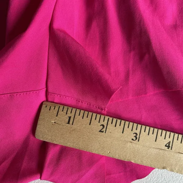 SHEFIT Athletic Athleisure Running Workout Shorts Hot Pink Women's Size Small - Image 11