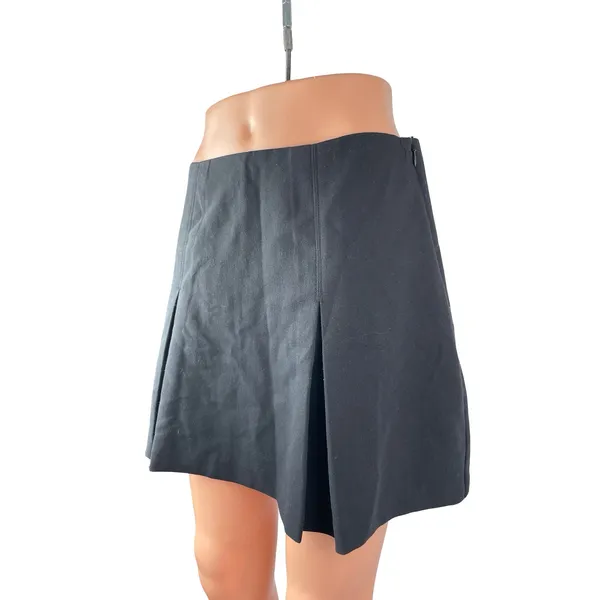 Abercrombie & Fitch Women's Black Pleated Zip Casual A Line Mini Skirt Size M - Image 2