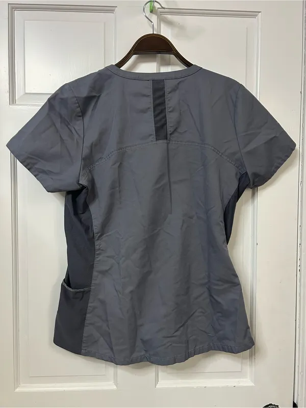 Heather Gray V-Neck Short Sleeve Scrub Top - Image 3