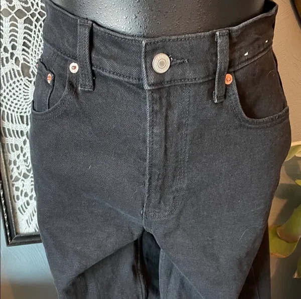 Abercrombie 90s High-Rise Straight Black Jeans - Image 4