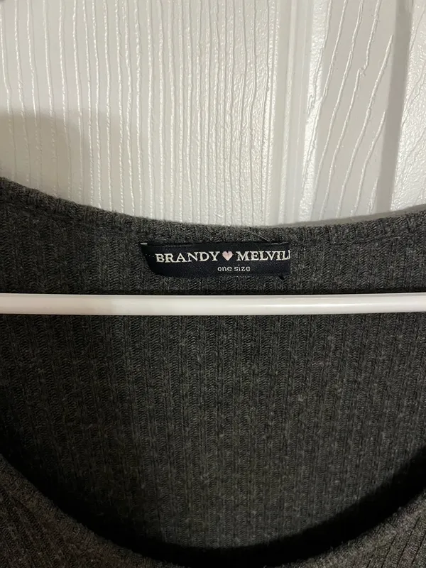 Brandy Melville Long Sleeve Top Grey - Image 3