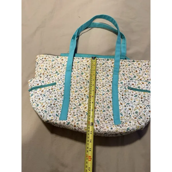 Handmade Quilted Cottage Core Coastal Grandma Beach Tote Floral - Image 3