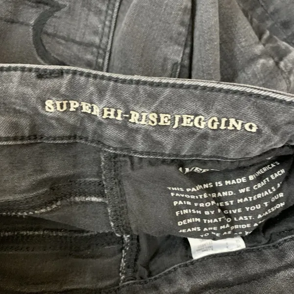 American Eagle Gray‎ Super Hi Rise Jegging 6 X-Long Distressed Raw Hem Stretch - Image 6