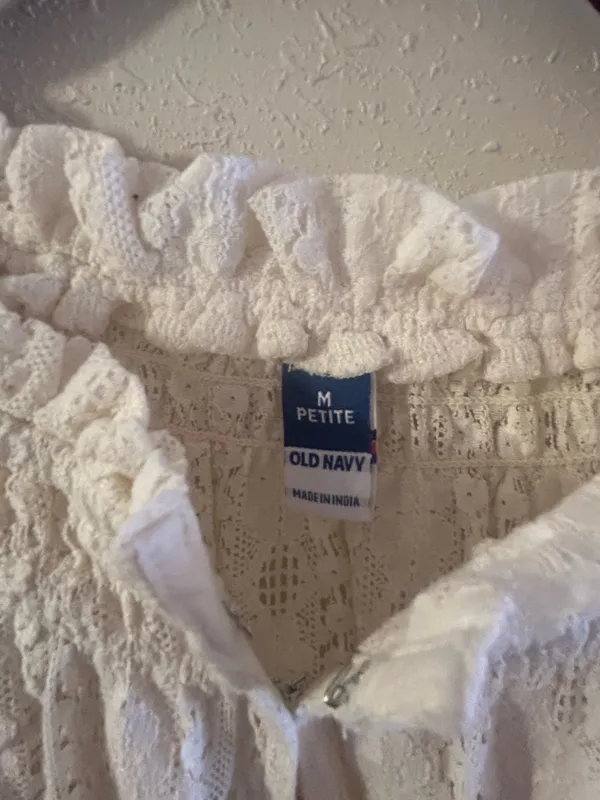 Old Navy Blouse - Image 5