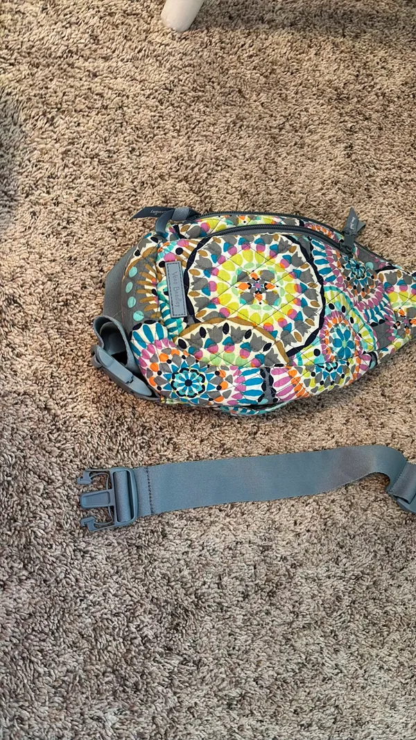 Vera Bradley colorful kaleidoscope print crossbody - Image 2