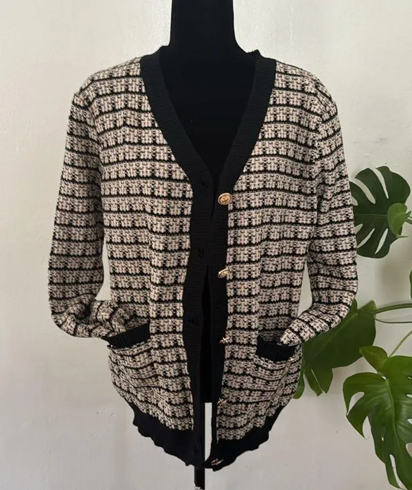 Woodrow cardigan with gold buttons NWOT - Image 7