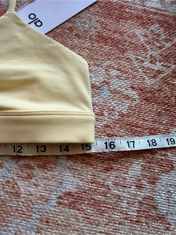 NWT alo yoga splendor bra candlelight yellow white size large sold out limited - Image 10