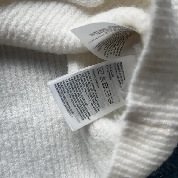 H&M Super Soft Cropped Sweater 🎀✨🪩 - Image 4