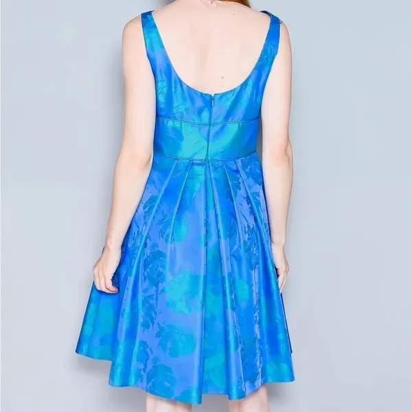 THEIA Floral Jacquard Sleeveless Pleated Dress‎ in Blue Green Size 8 - Image 4