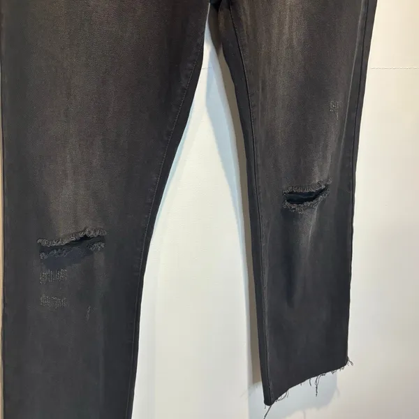 Risen Black High Rise Cropped Distressed Jeans - size 28 - Image 4