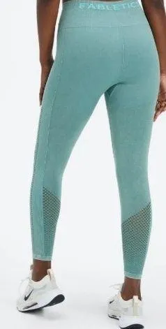 Fabletics Sync Seamless High-Waisted 7/8 Legging large washed Arctic wave green - Image 2