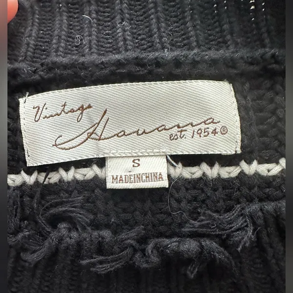Vintage Havana Black and White Striped Sweater - Image 6