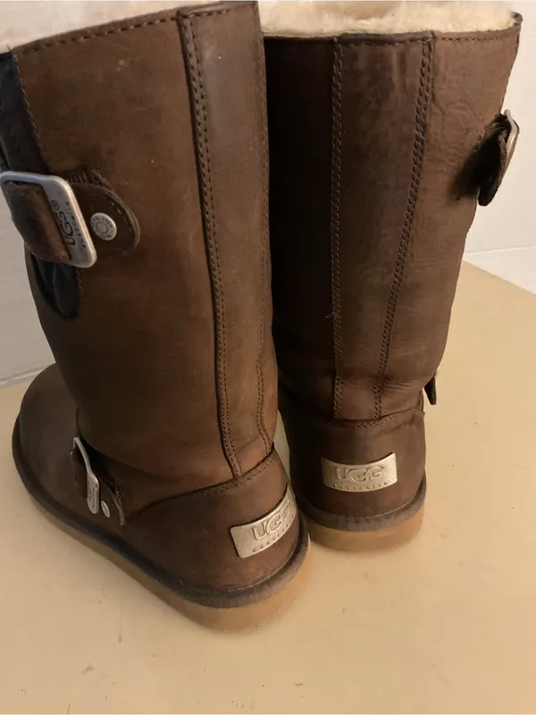 UGG women Brown Leather Shearling biker moto Boots US 6 - Image 7