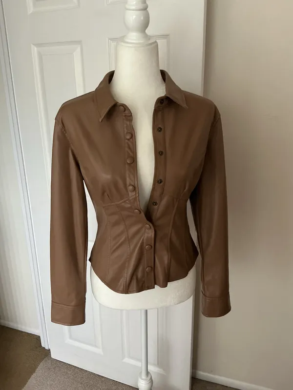 Heartloom Delancey Top In Coco-Faux Leather- Sz Small - Image 4