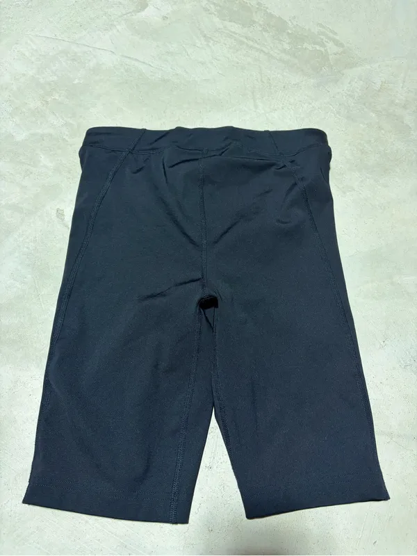 Under Armour Black Compression Shorts medium - Image 5