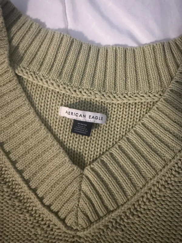 American eagle sweater  - Image 2